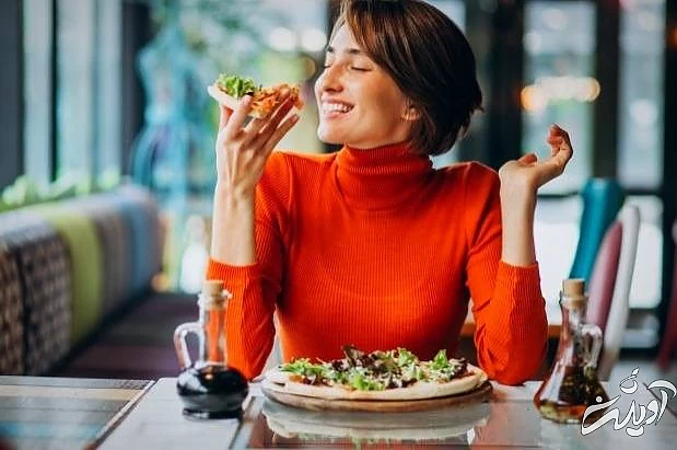 مصرف کردن غذاهای ناسالم غذاهای ناسالم